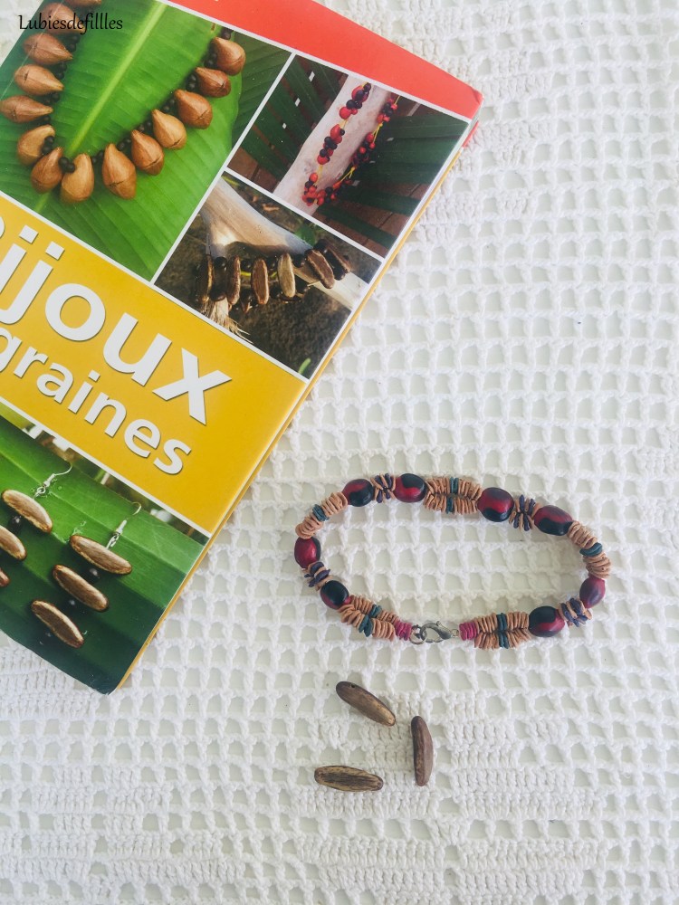 Livre-bijoux-en-graines-lubiesdefilles0